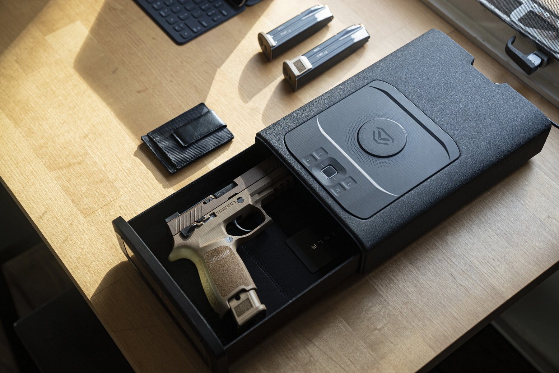 Vaultek Smart Station DS2i | Nightstand Gun Safe – Vaultek Safe