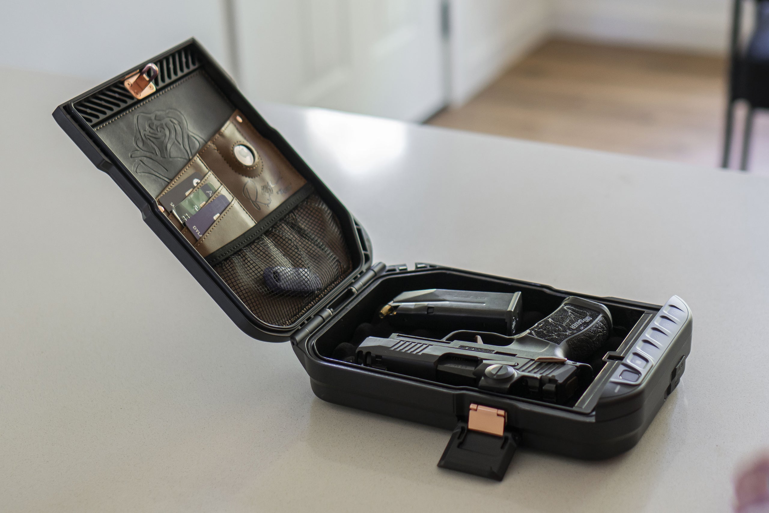 LifePod 10 Rose by SIG SAUER Special Edition – Vaultek Safe