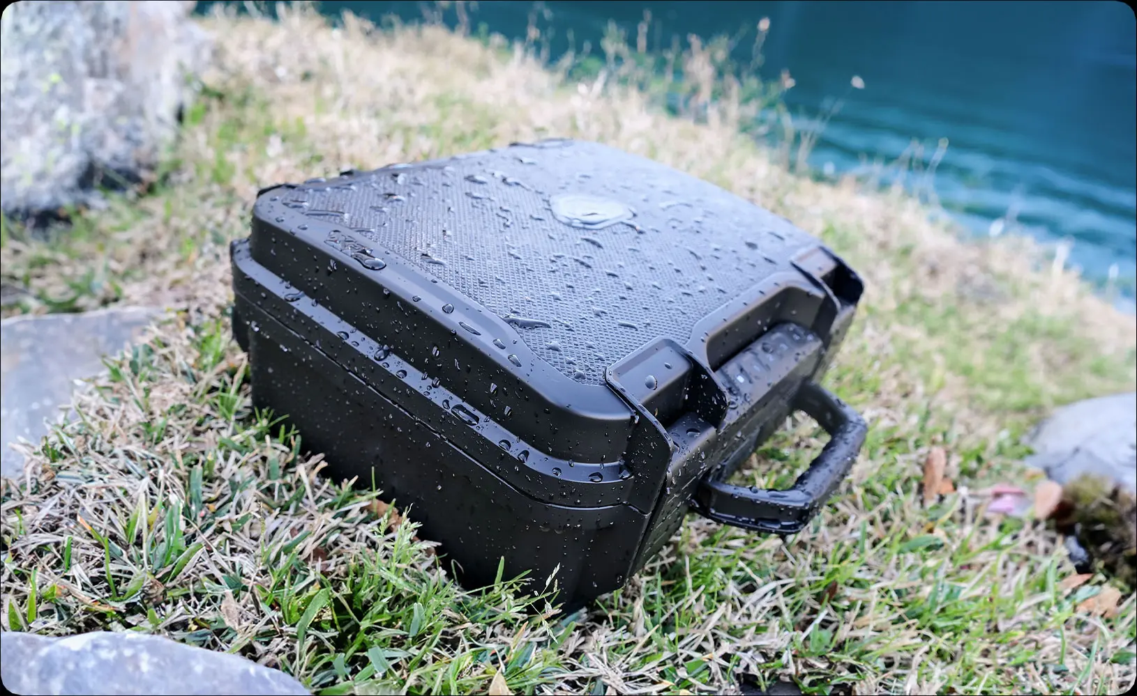 sl1 Vaultek Safe | LifePod XR